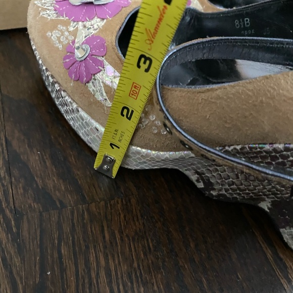 Cole Haan — Women’s wedges - Picture 8 of 11